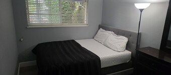Gorgeous 1-bedroom house with AC in friendly Fremont