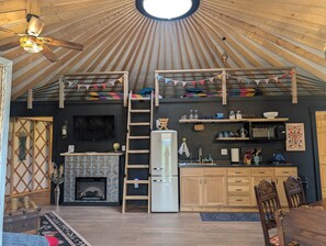 Interior - Private Yurt with AC in Soldiers Grove (Soldiers Grove)