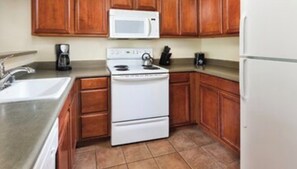 Private kitchen - Wyndham South Shore Resort condo in Zephyr Cove with kitchen and more! (Zephyr Cove)
