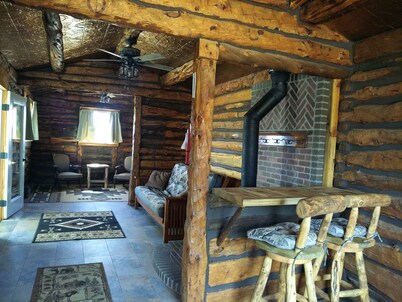 Historic 1860s Trading Post Cabin On 40 Acre Ranch