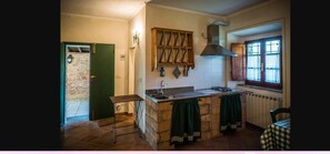 Private kitchen - Podere Colombaione - Stalla Apartment (Toscana)