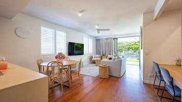 Appartamento, balcone | Interni