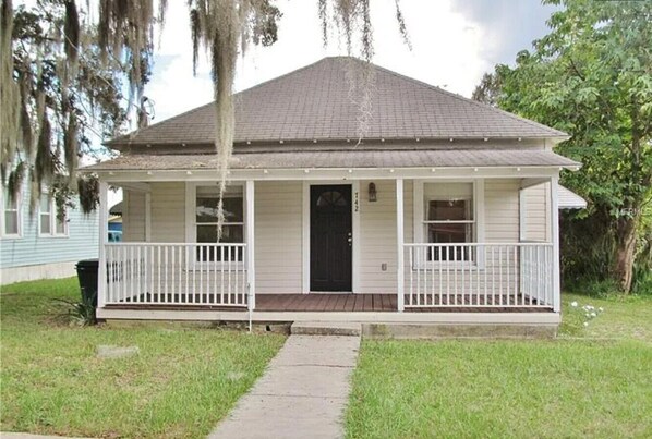 Exterior - New Haven 5 mi to Legoland & 0.5 mi to dwntwn (Winter Haven)