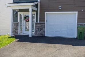 Exterior detail - Cozy Beechville Guest Suite | Near Halifax (Halifax)