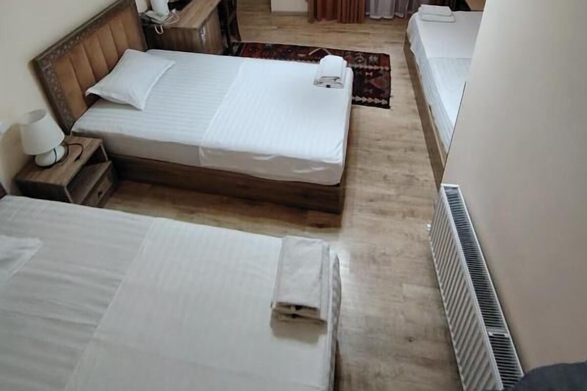 Caja de seguridad en la habitación y sistema de insonorización 