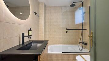 Hair dryer, towels