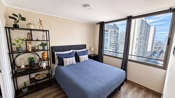 WiFi, bed sheets, wheelchair access
