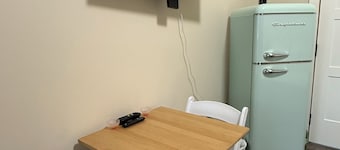Sakura Valley Studio Suite #2 / Private Entrance in beautiful Annapolis Valley