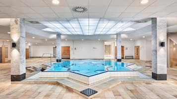 House | Pool