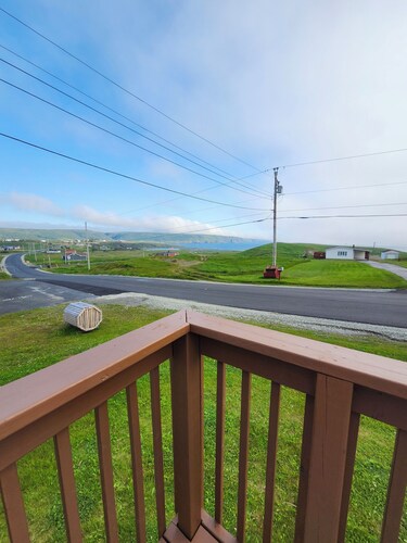 Cuban Beach House | Oceanfront Deck, Whale Watching & Irish Loop