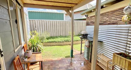 Gantheaume Getaway | Coastal Comfort just minutes to Blue Holes Beach