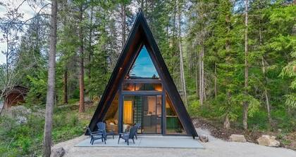 Salmon Valley Guest Ranch - A-Frame Cabin Escape