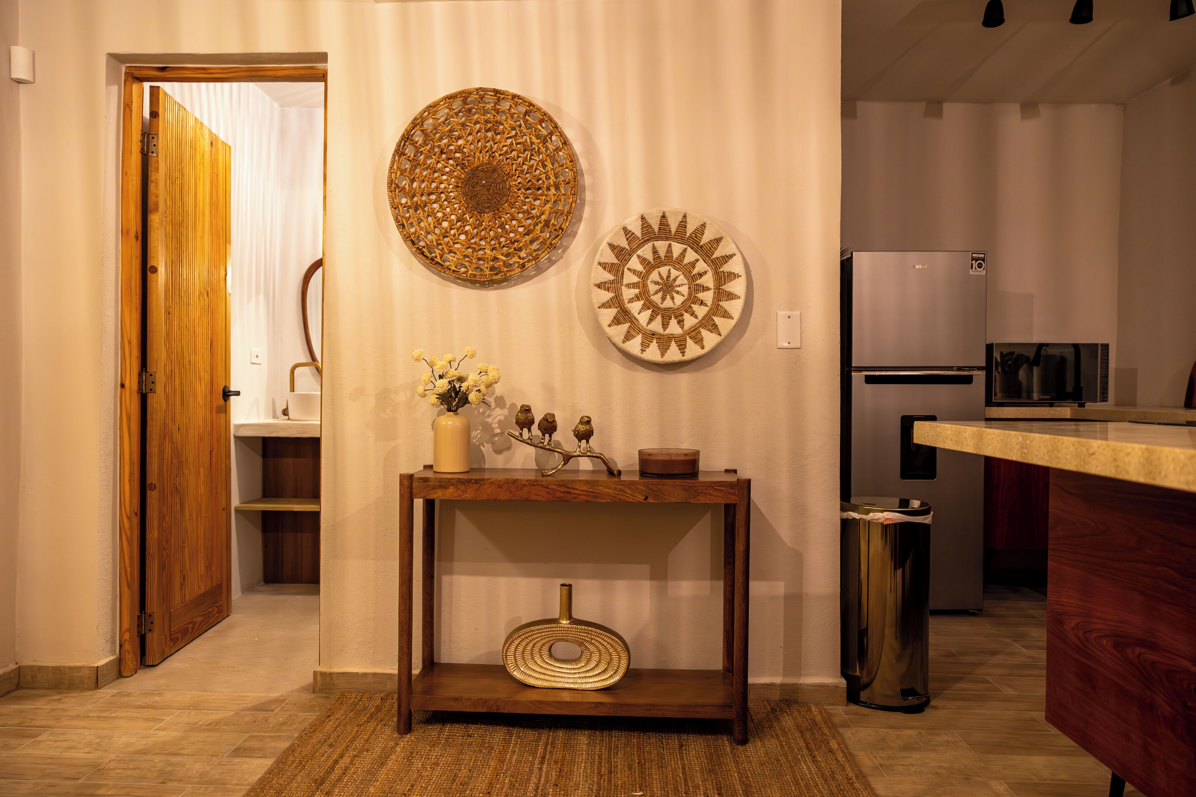 Exclusive Apartment, Courtyard View | Interior