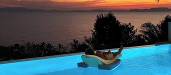 The Sunny Hill Private Estate