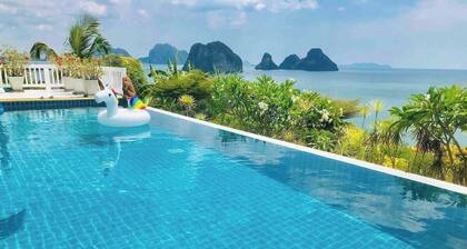 The Sunny Hill Estate - 240° Sea Views + Helipad