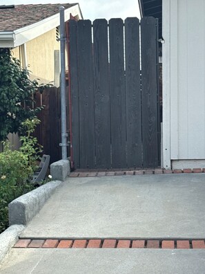 Property grounds - NEW! Country Club Studio in Escondido, CA (Escondido)