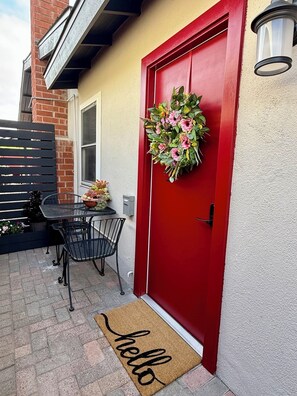 Outdoor dining - NEW! Country Club Studio in Escondido, CA (Escondido)