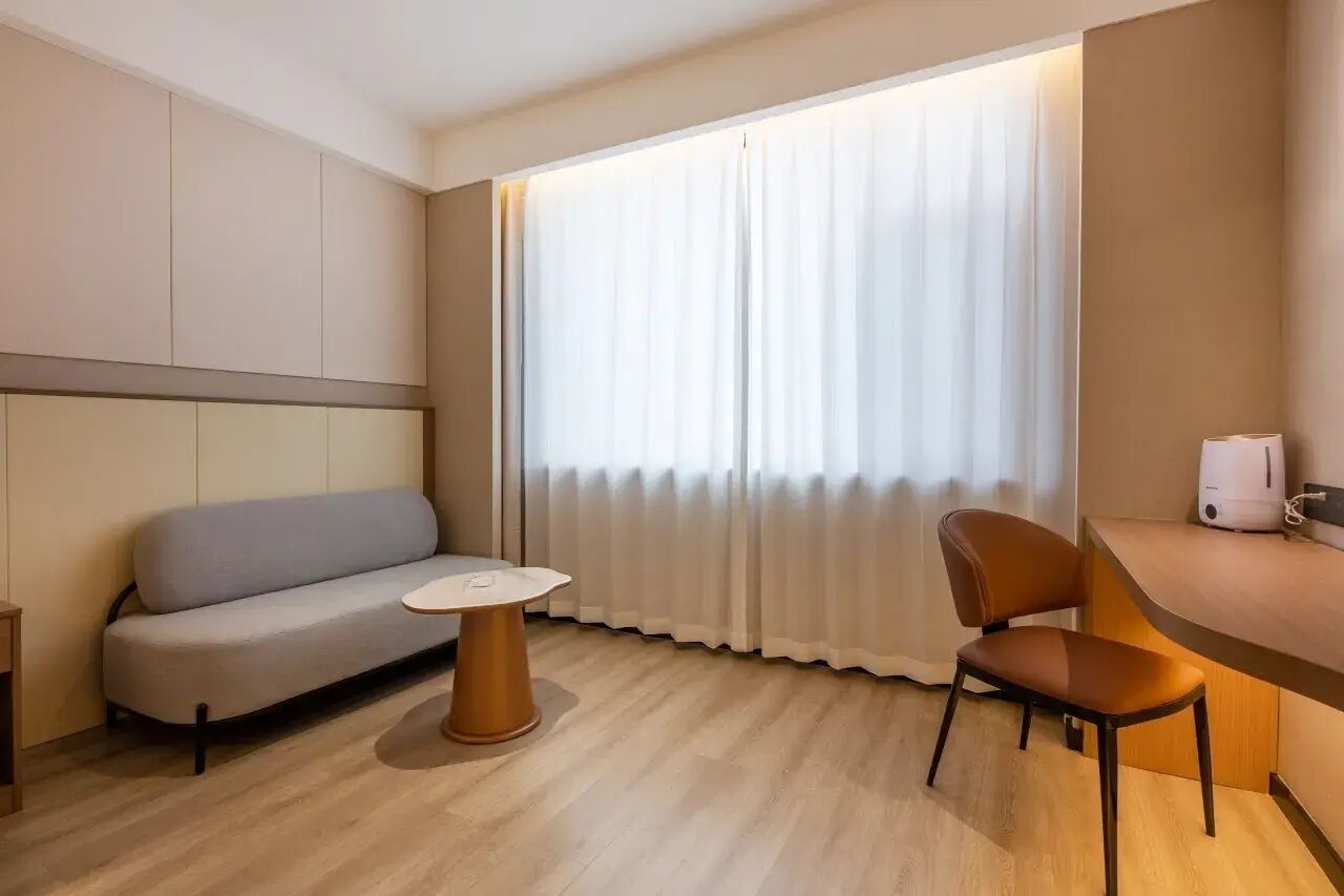 Kahden hengen comfort-huone, kaupunkinäköala | Sisätilat