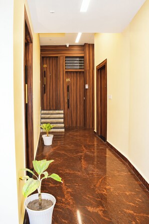 Lobby - Hotel Brij Inn Mathura (Mathura)
