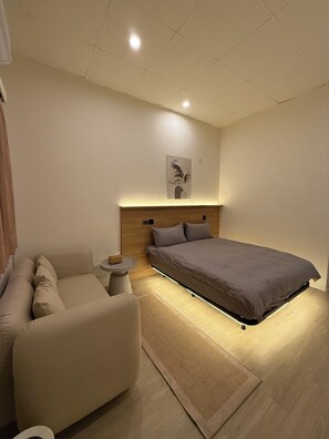 Klassieke kamer, 1 twee- of 2 eenpersoonsbedden, patio | Een laptopwerkplek, gratis wifi