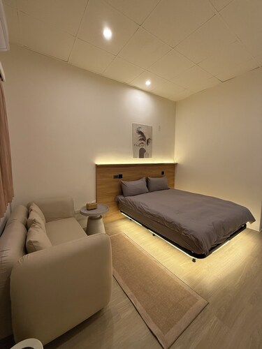 Lying Flat Hostel
