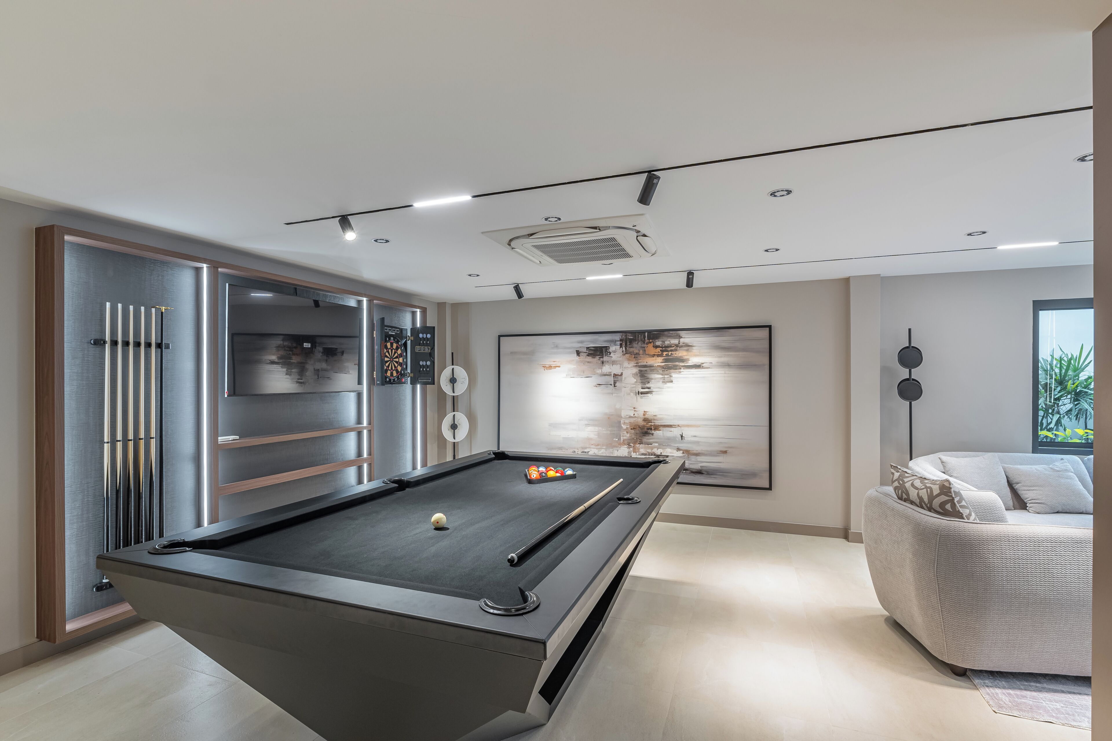 Luxury Villa | Games room