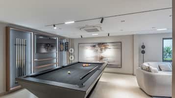Luxury Villa | Games room