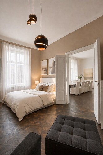 3000 Sqft / 280 m2 City Residence - Live on Vienna's Most Prestigious Boulevard!
