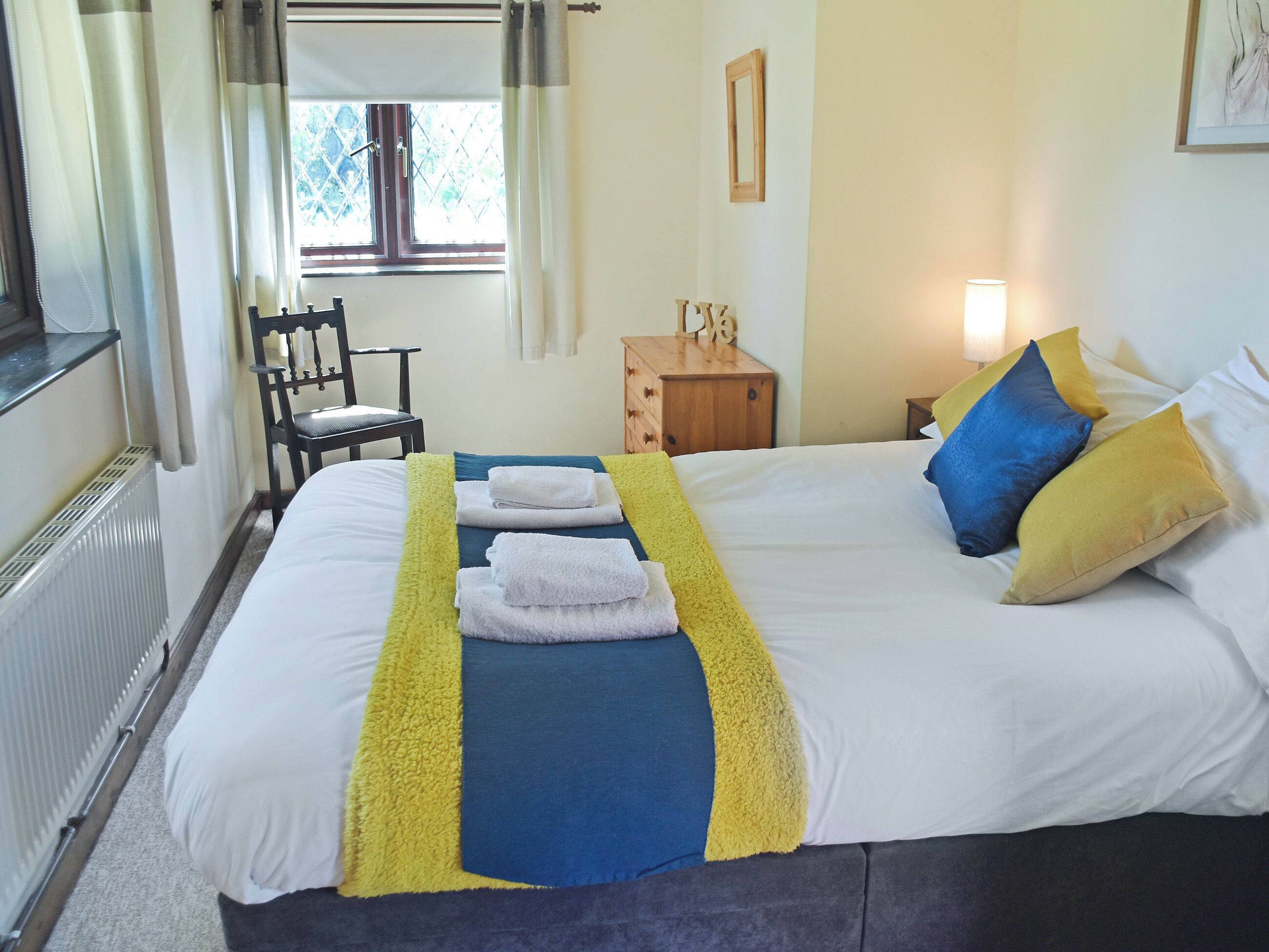 2 bedrooms, WiFi (free)