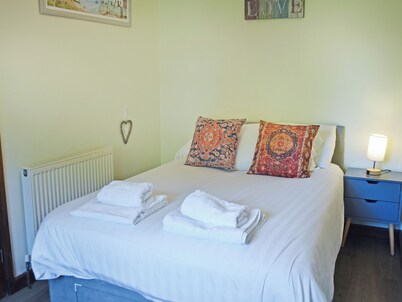 2 bedroom accommodation in Repps-with-Bastwick