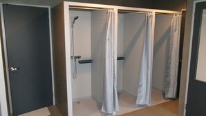 Shower - Capsule Hotel North Cabin (Wakkanai)
