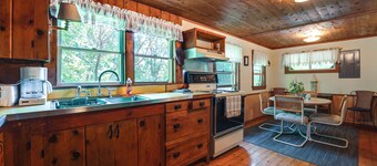 3 Mi to Hiking & Beaches: Rustic Maine Cabin