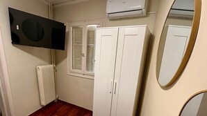 Room - Check Point - Acropolis Nest (Athens)