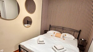 Standard Apartment, Balcony, Courtyard View - Check Point - Acropolis Nest (Athens)