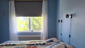 1 chambre, fer et planche à repasser, Wi-Fi, draps fournis