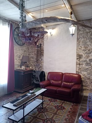 Interior - 2-Bedroom Apartment, 70 m² (Sète)