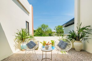Suite, 1 slaapkamer, balkon | Terras