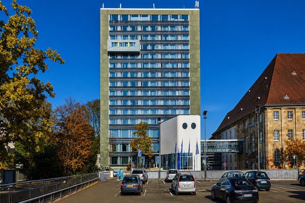 Exterior - H4 Hotel Kassel by Sunday Suites (Kassel)