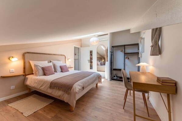 1 chambre, fer et planche à repasser, Wi-Fi, draps fournis