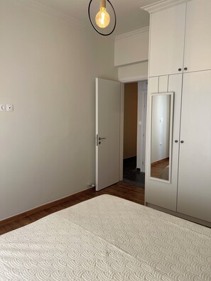 2 soverom, strykejern/-brett, wi-fi og sengetøy
