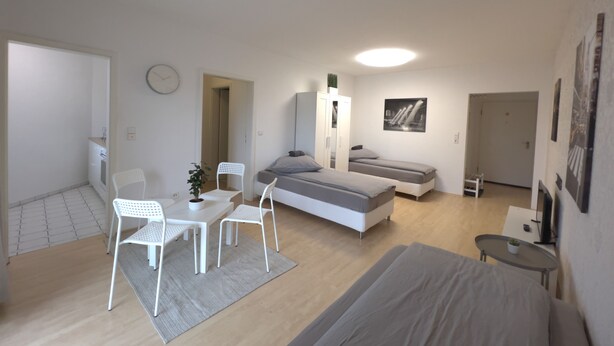 2 bedrooms, WiFi - Cozy 2-room apartment in Obertshausen (Obertshausen)