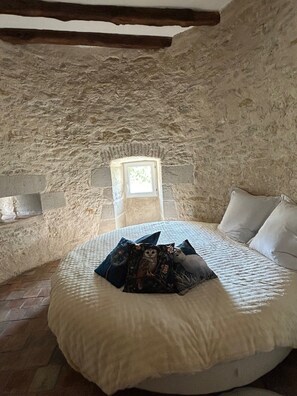 Room - Vrbo Property (Soupex)