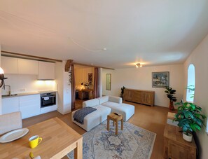 Living area - Vrbo Property (Greding)