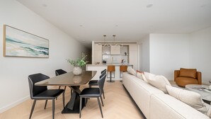Unclassified image, 5 of 19, button - Dromana Beach Suites - 103 (Dromana)