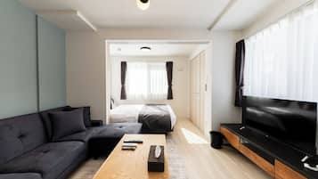 1 bedroom, iron/ironing board, WiFi (free), bed sheets