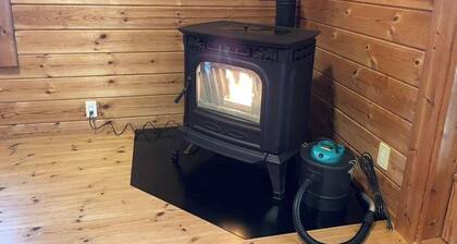 1 Bedroom Log House / Semboku City Akita