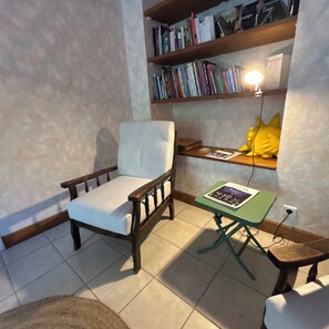 Interior - La Cerisaie - House in the Nord/Aveyron region near Aubrac, Laguiole, and the Lot Valley. (Lassouts)