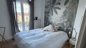3 soverom, strykejern/-brett og internettilgang
