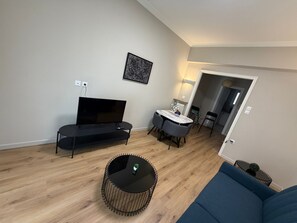 Living area - Charming 2BR Downtown Metro (Athina)