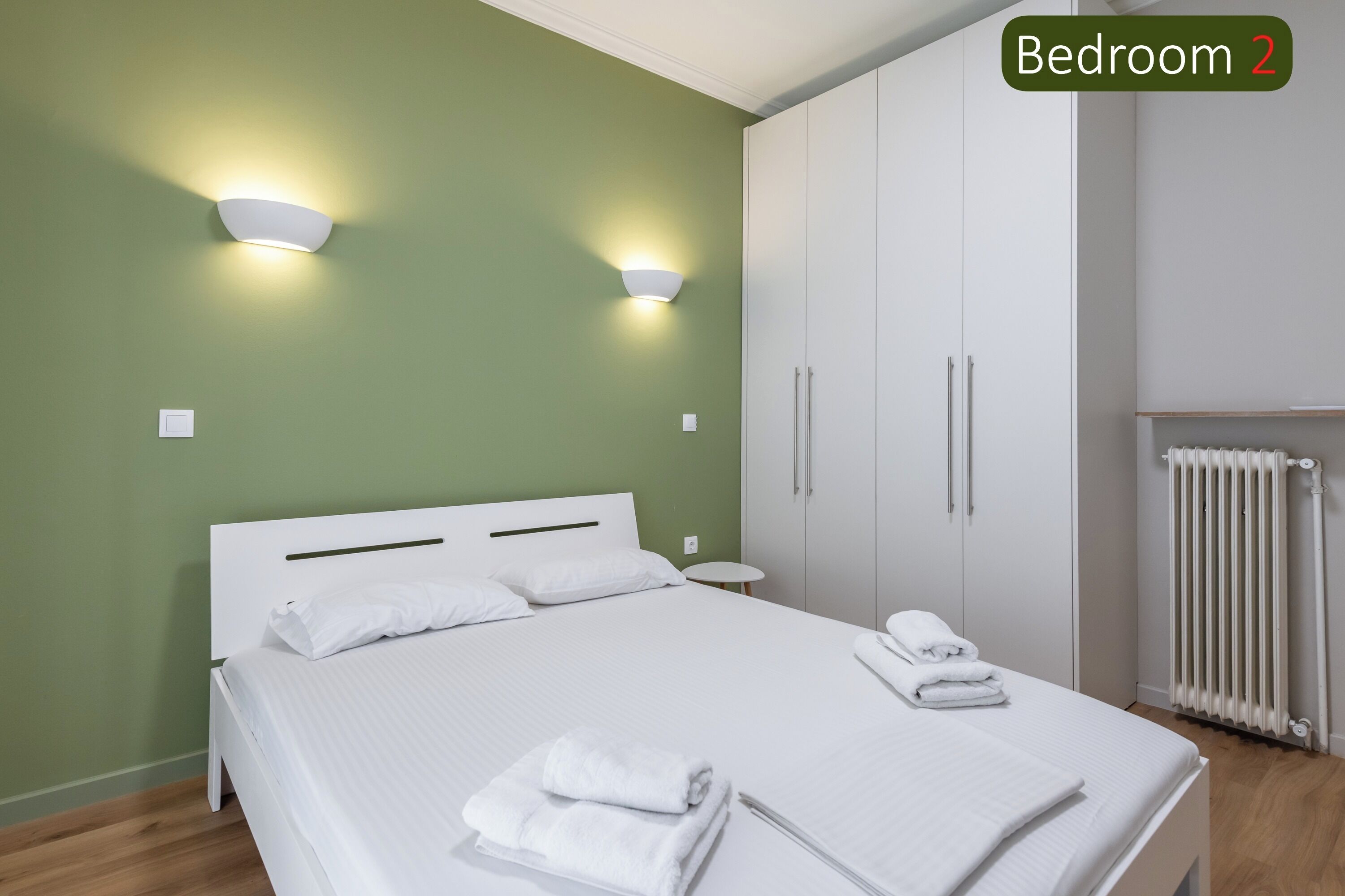 2 chambres, fer et planche à repasser, Wi-Fi, draps fournis